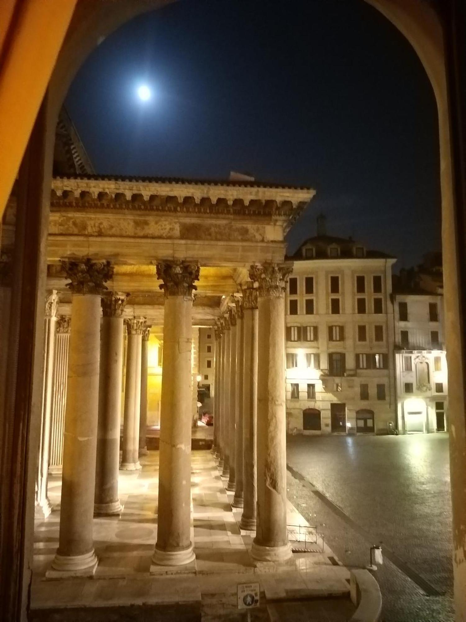 L'antica Dimora Con Splendida Vista Sul Pantheon Appartamento *